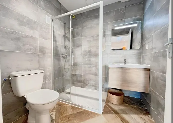 A 15 Min De Caen & Des Plages Du Debarquement Holiday home Ranville