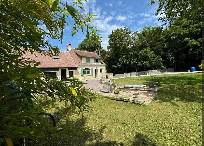 A 15 Min De Caen & Des Plages Du Debarquement Holiday home Ranville